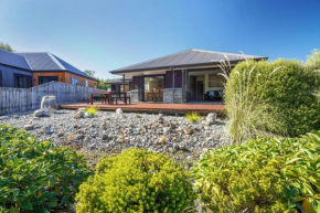 16 Rutherford Crescent